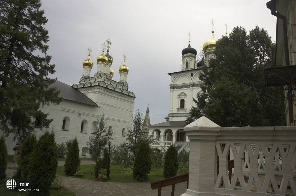 Iosifo-Volotski Monastir
