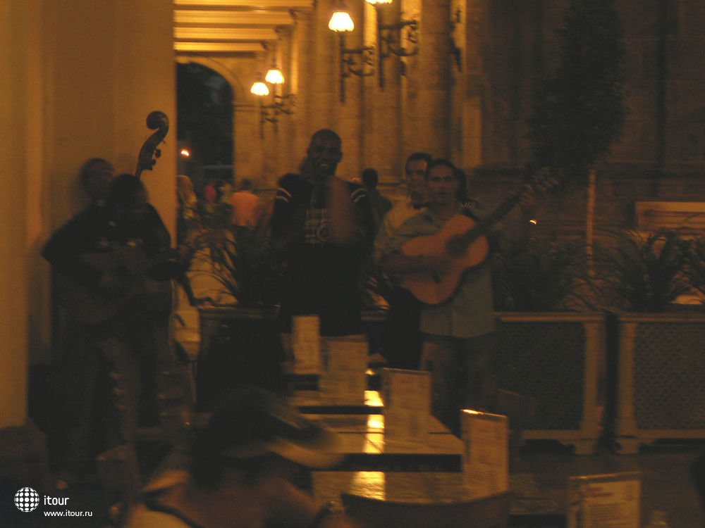 живая музика в отеле INGLATERRA, Куба