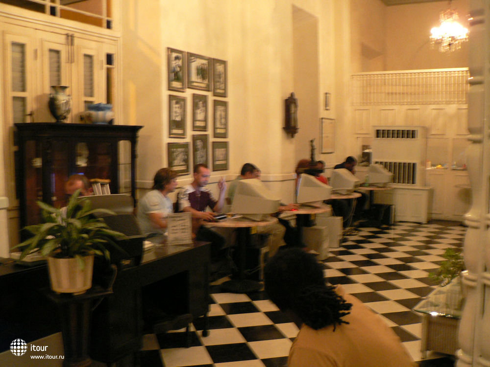 интеренет кафе в отеле INGLATERRA, Куба