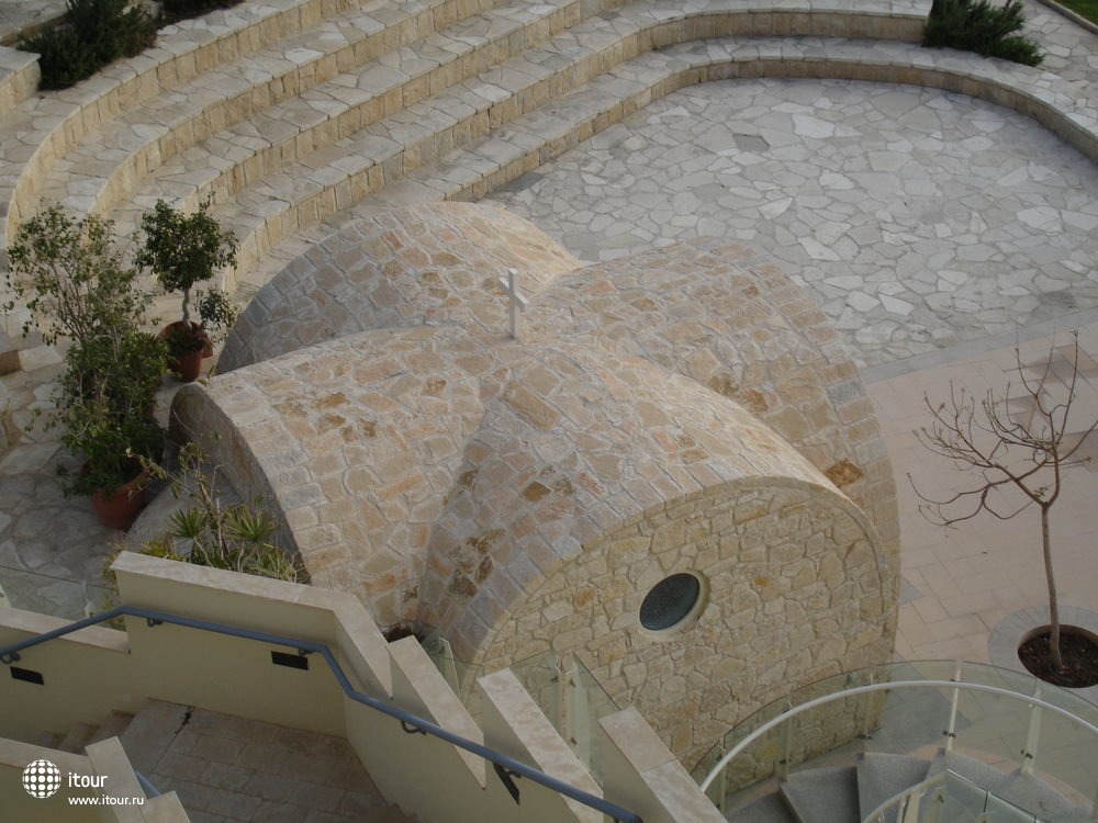 ST. RAPHAEL, Кипр
