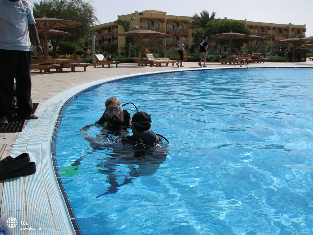 DESERT ROSE, Египет, пробное погружение в бассейне отеля