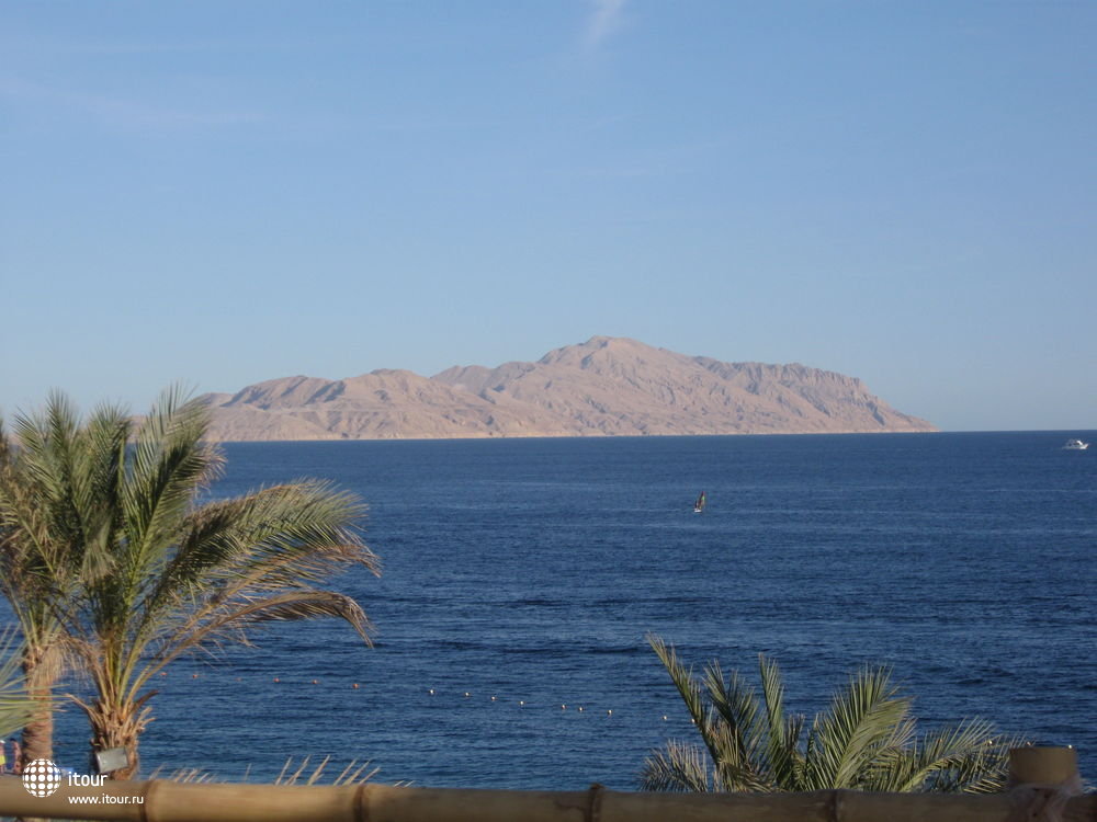 Sunrise Island View, Египет