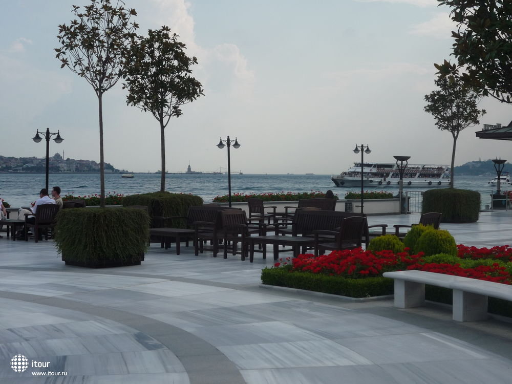 Four Seasons Hotel Istanbul at the Bosphorus , Турция