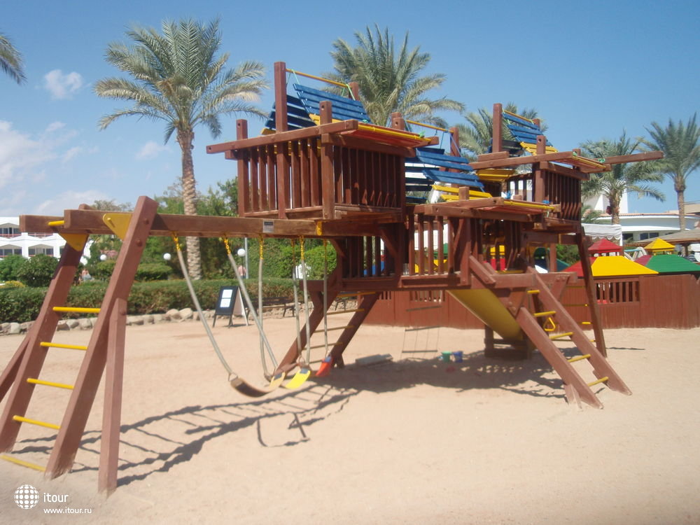 детская площадка в Baron Resort