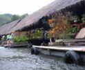 Плавучий отель на реке Квай