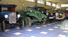 Салон-музей старинных автомобилей