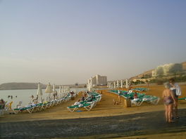 пляж отеля Леонардо Плаза которым мы пользуемся