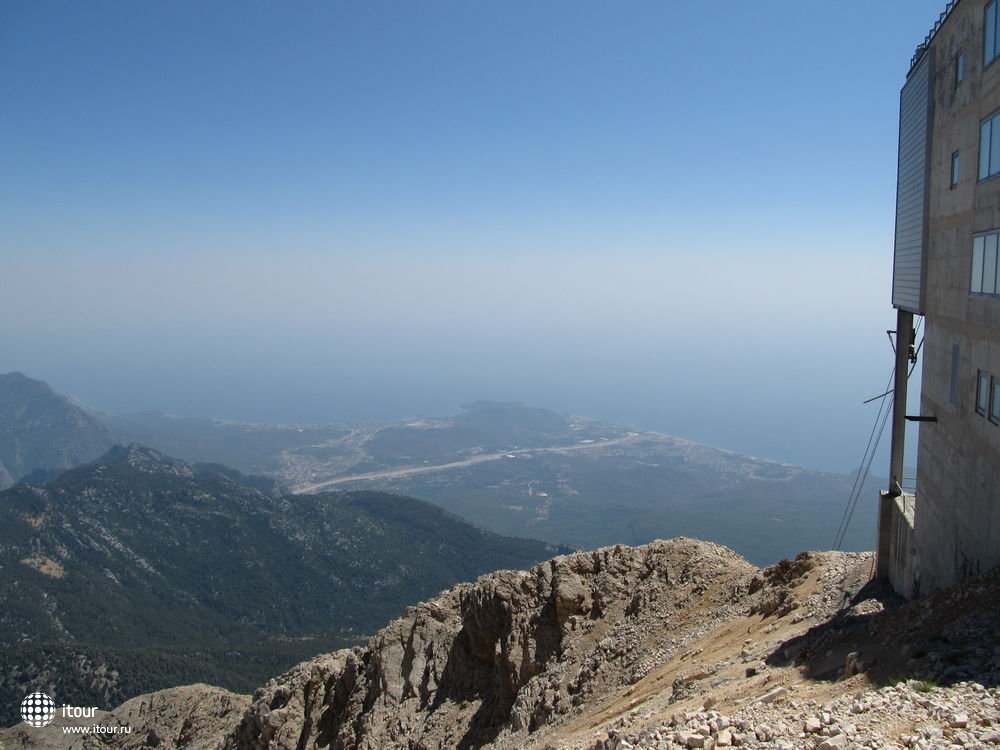 Вид с вершины Тахталы