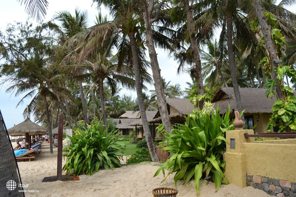 bamboo-village-beach-resort-170623