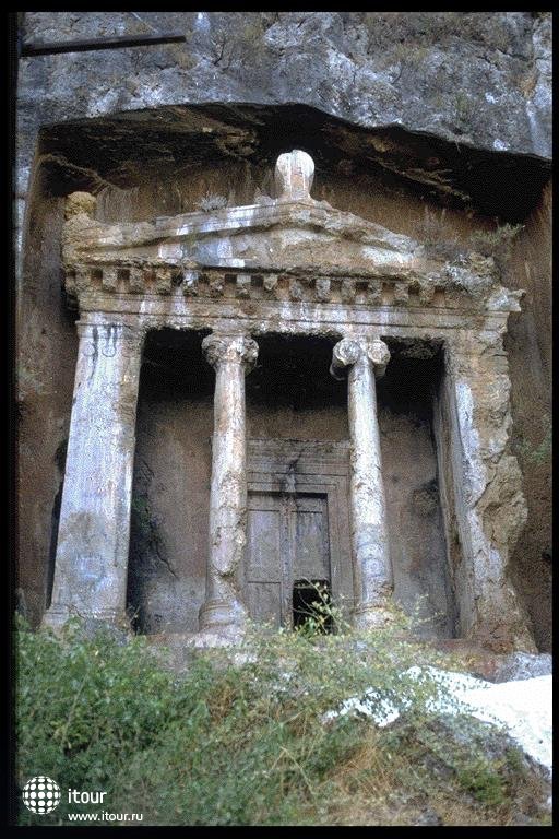 Lician tombs