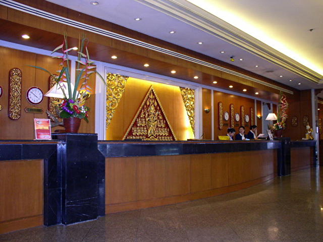 ресепшн отеля EASTIN BANGKOK, Таиланд