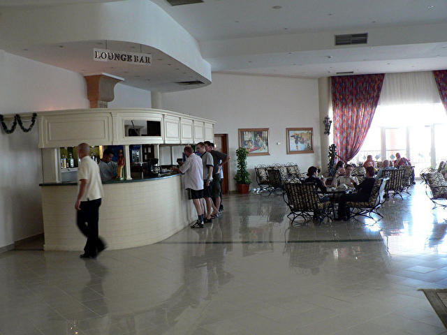лобби-бар отеля CALIMERA MODERNA BEACH, Шарм Эль Шейх, Египет