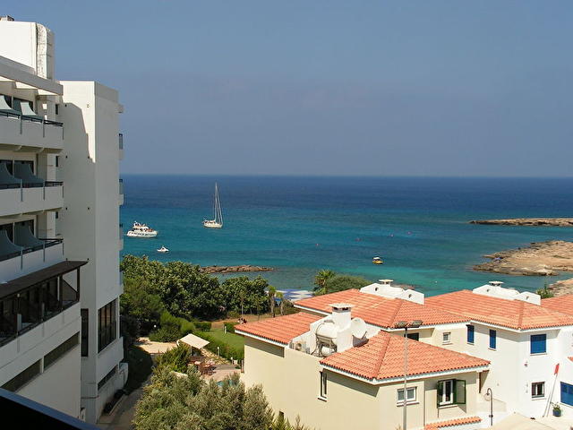 CAVO MARIS, Кипр