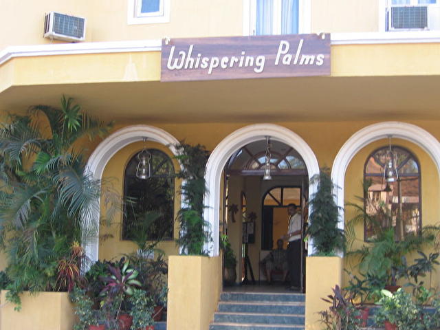 WHISPERING PALMS, Индия