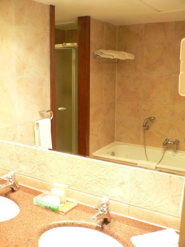 ванная комната номера Suite, PARQUE CENTRAL, Куба