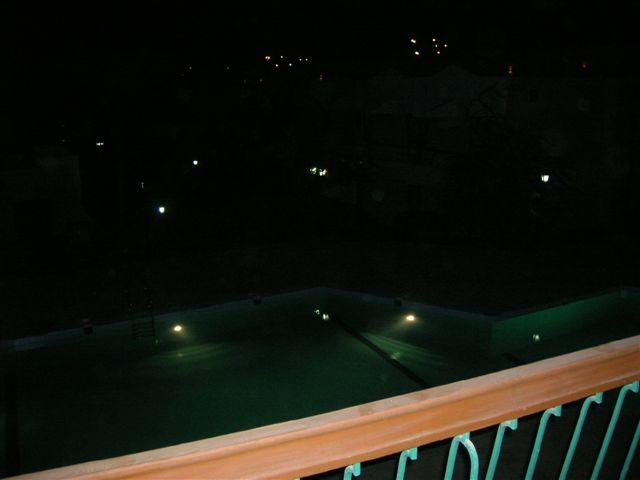 ночной бассейн,вид с номера 210