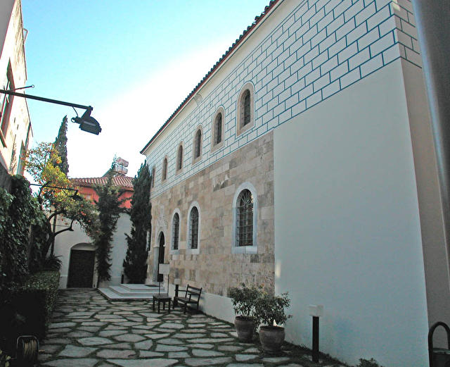 Suna and Inan Kirac Kaleici Museum