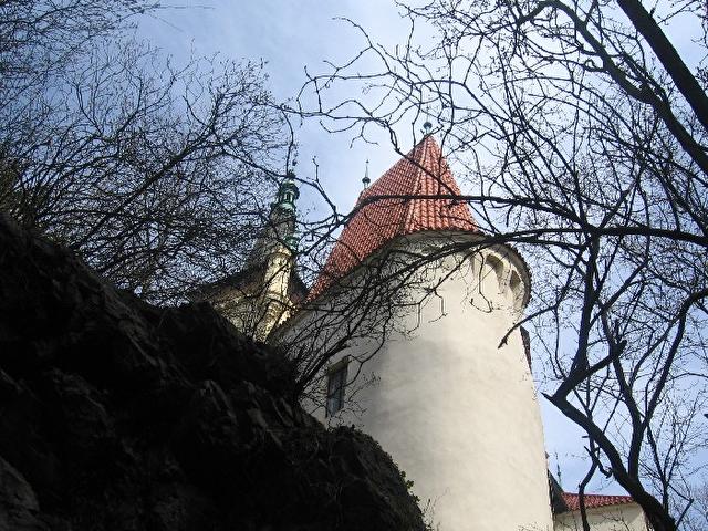 Юго-западная башня  готического периода 
