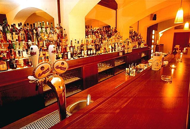 Alcohol Bar