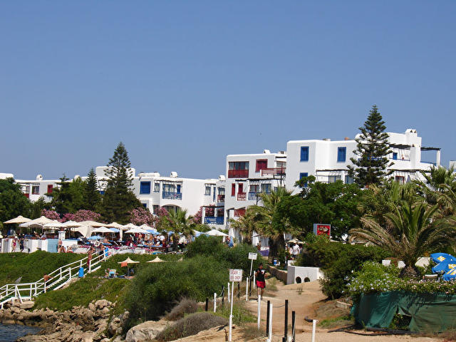 NAUSICAA BEACH apts., Кипр