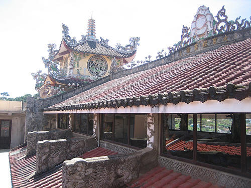 Lin Phuoc Pagoda