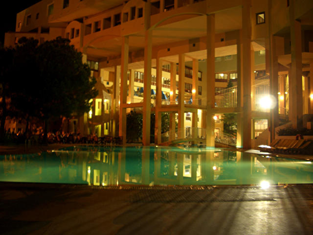CORINTHIA EXCELSIOR HOTEL, Турция
Отель ночью