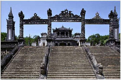 Min Mang Emperor Tomb 