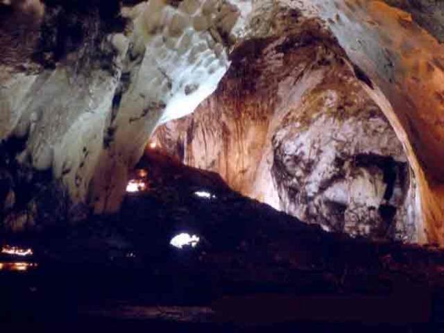 Magura Cave