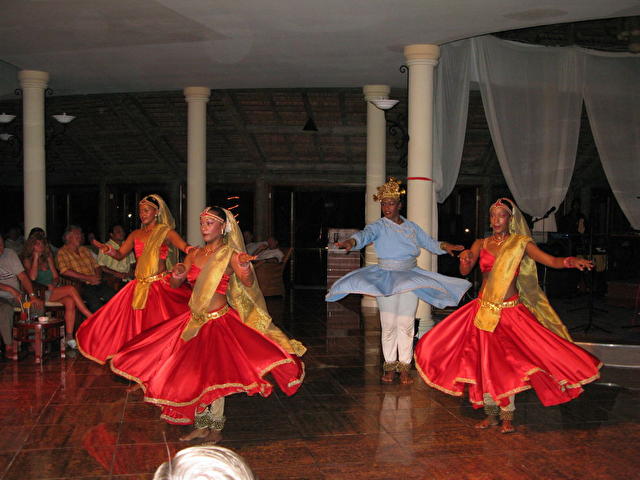 индийское шоу, INDIAN RESORT & SPA , Маврикий