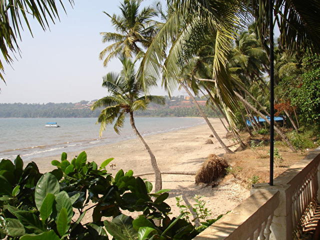 BAMBOLIM BEACH RESORT, Индия, пляж