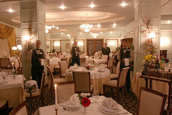 Restaurant  Crystal Palace 