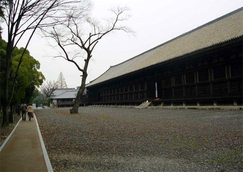 Храм Санцусангендо