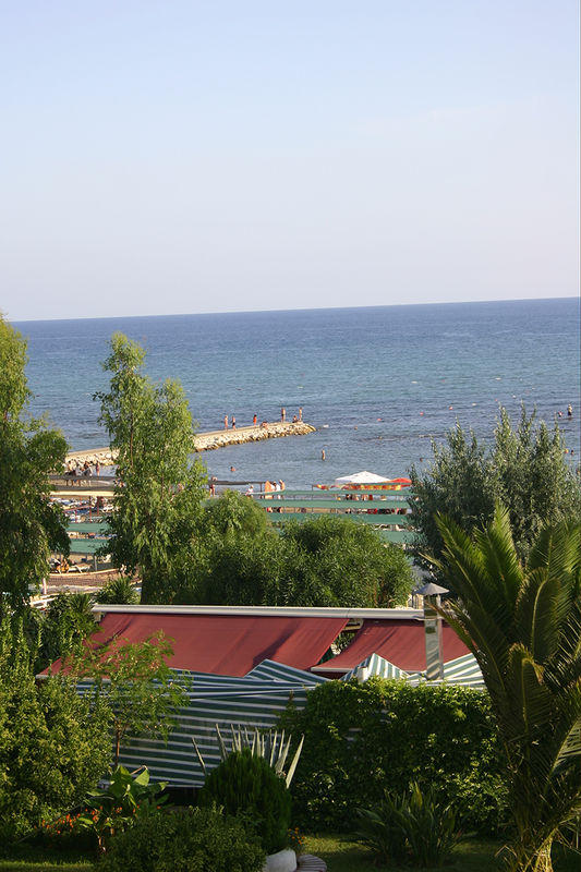 Emir Beach Hotel, Турция
Вид с балкона ресторана