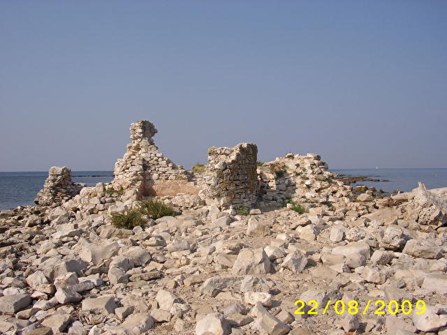 Sol Polynesia , Хорватия, руины древнеримской крепости Сипар