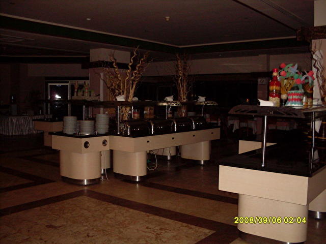 Отель глубокой ночью (dining-room)