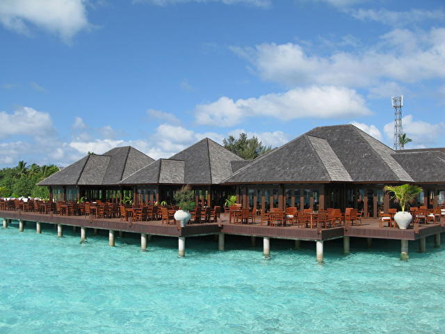 OLHUVELI BEACH & SPA RESORT, Мальдивы