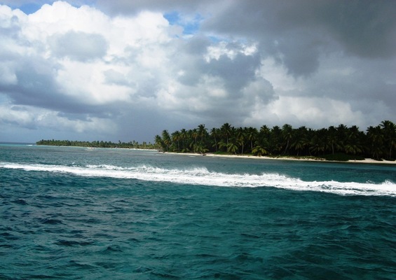 Карибы. остров Саона.