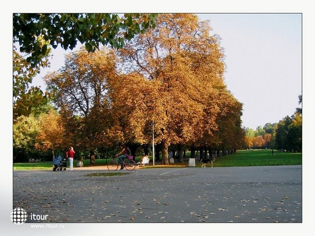 Park of Borisov Gradin