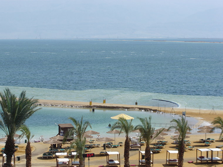 пляж отеля Leonardo Club Dead Sea