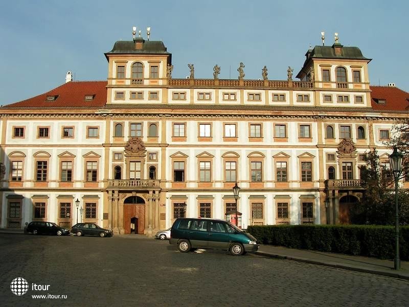 Toskansky Palace