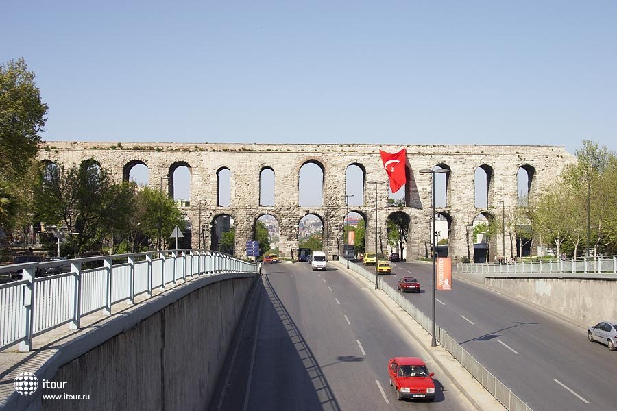 Valens aqueduct