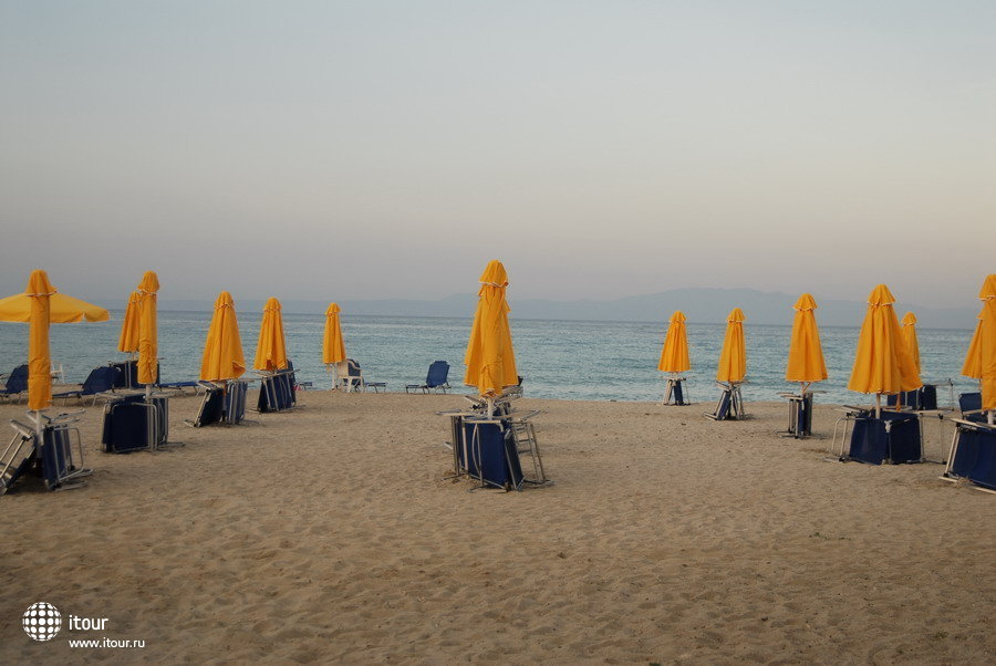 вечерний пляж PALLINI BEACH HOTEL 