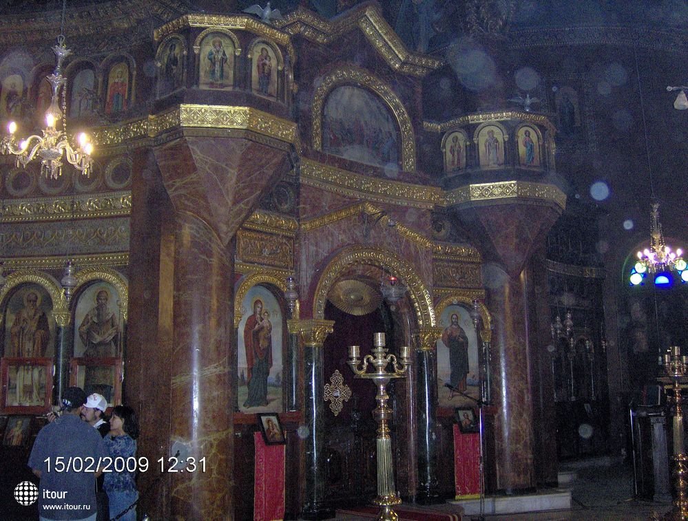 Greek Orthodox Convent of. St. George, внутри храма