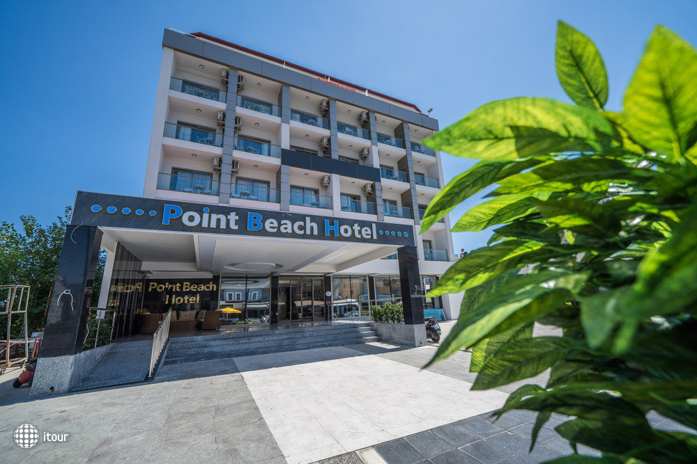 Point Beach Hotel 1