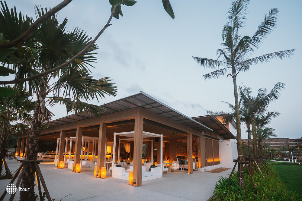 Pullman Khao Lak Resort 14