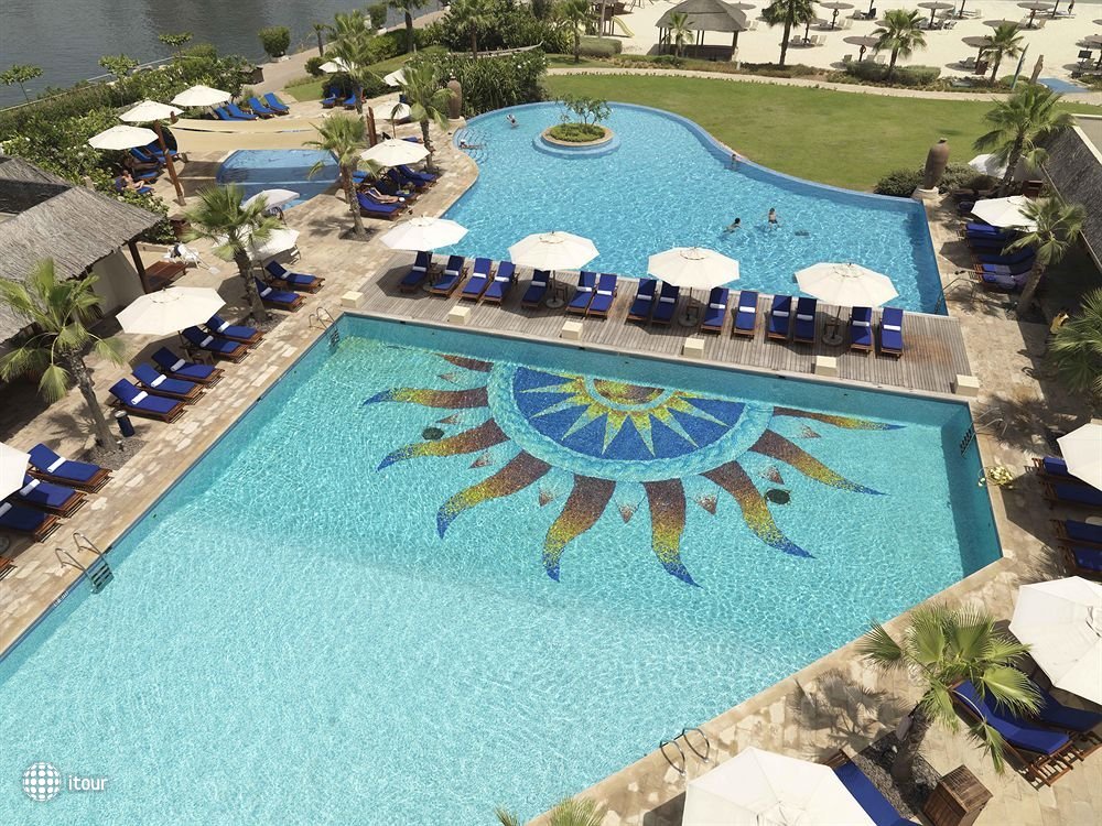 Radisson Blu Resort Sharjah 2