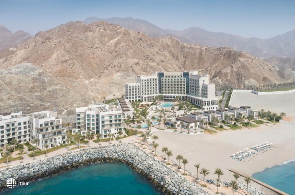 Address Beach Resort Fujairah 19