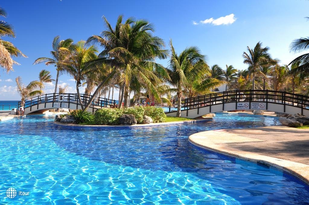 Grand Oasis Cancun 19