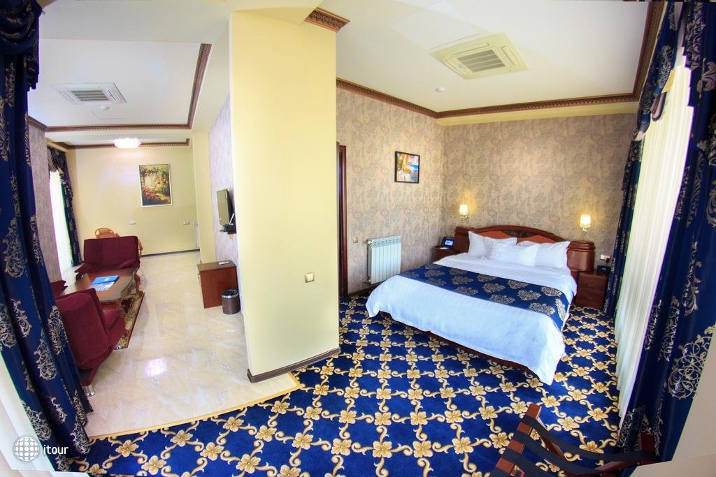 Cron Palace Tbilisi Hotel 27