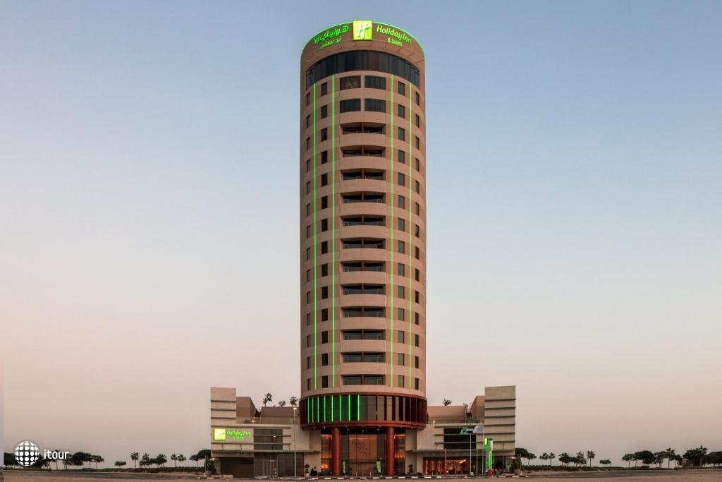 Holiday Inn & Suites Dubai Science Park 2